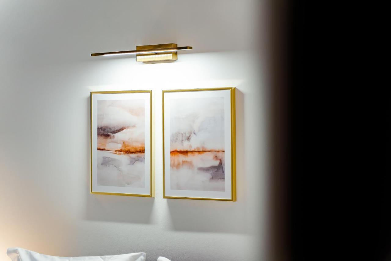 Charming Apartment W/ Pool & Balcony In Portimao By Lovelystay エクステリア 写真